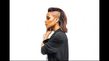Get the Blend look: Daring Detroit